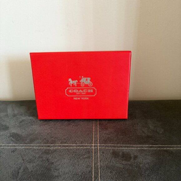 Coach Gift Box with Logo Red Excellent Condition - Picture 1 of 3